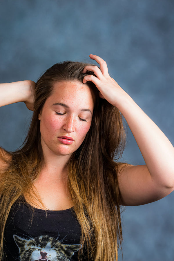 How Long Should You Leave Scalp Oil On?